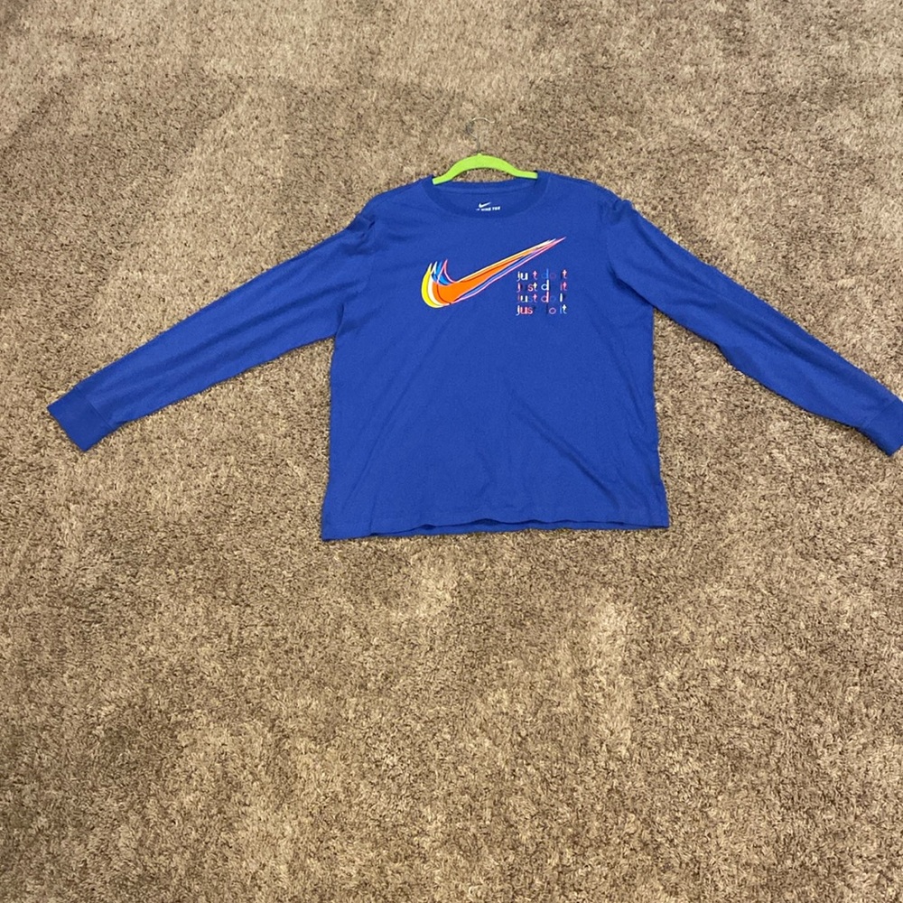 Long sleeve shirt